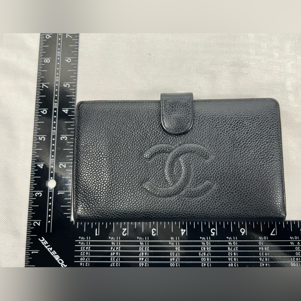 1101: Vintage Chanel Black Caviar Long Wallet Snap Closure: serial removed - Picture 13 of 13